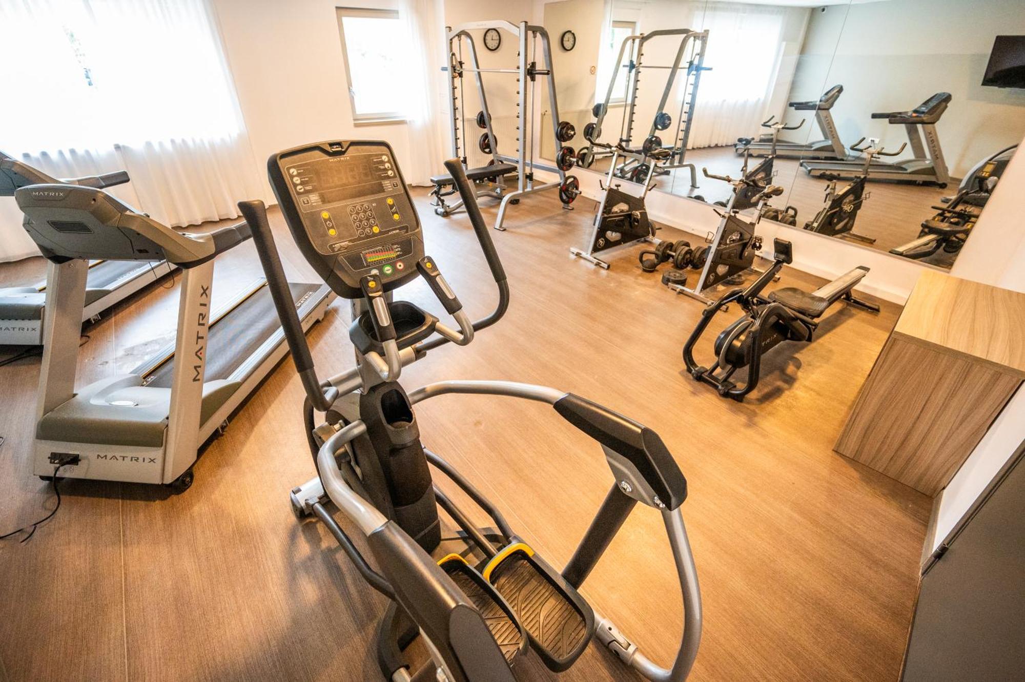 Nemea Appart Hotel Elypseo Strasbourg Port Экстерьер фото