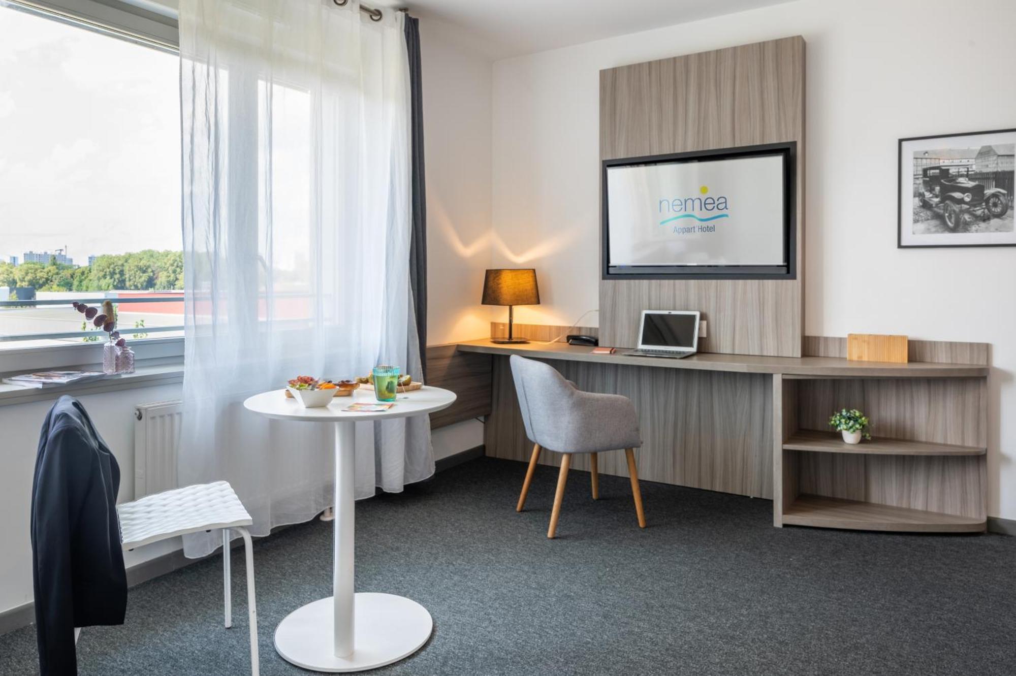 Nemea Appart Hotel Elypseo Strasbourg Port Экстерьер фото
